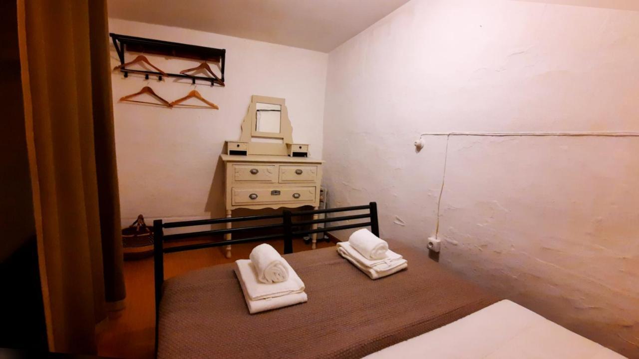 São Pedro do CorvalCasa Do Compadre - Casas De Taipa别墅 外观 照片