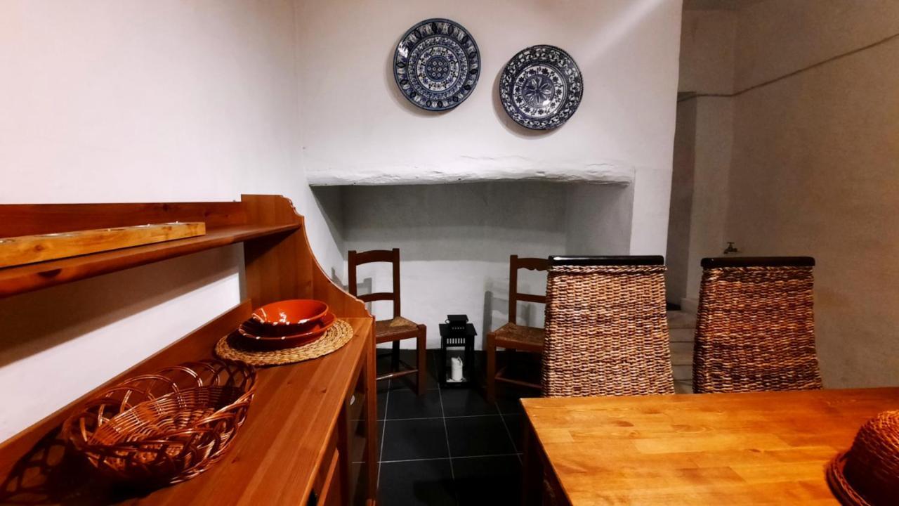 São Pedro do CorvalCasa Do Compadre - Casas De Taipa别墅 外观 照片